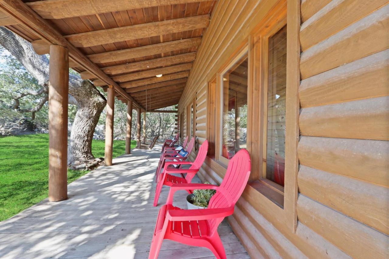 Wimberley Log Cabins Resort And Suites- Unit 3 Eksteriør bilde