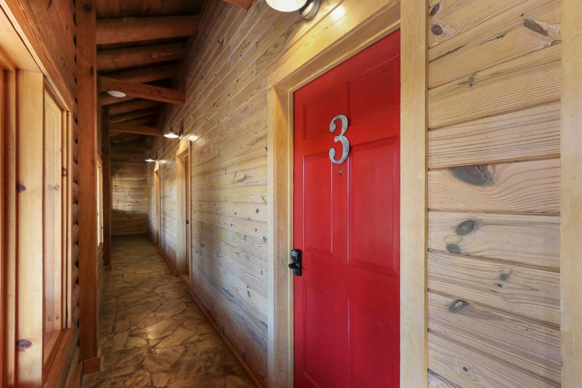 Wimberley Log Cabins Resort And Suites- Unit 3 Eksteriør bilde